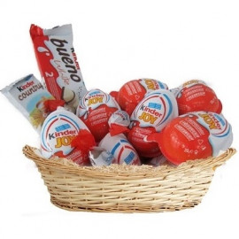 Kinder Sweet Basket