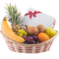 Deluxe 5kg Fruit Basket & Large Raffaello Box